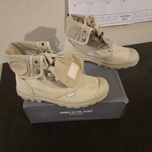 Palladium Baggy Beige High-Top Boots
